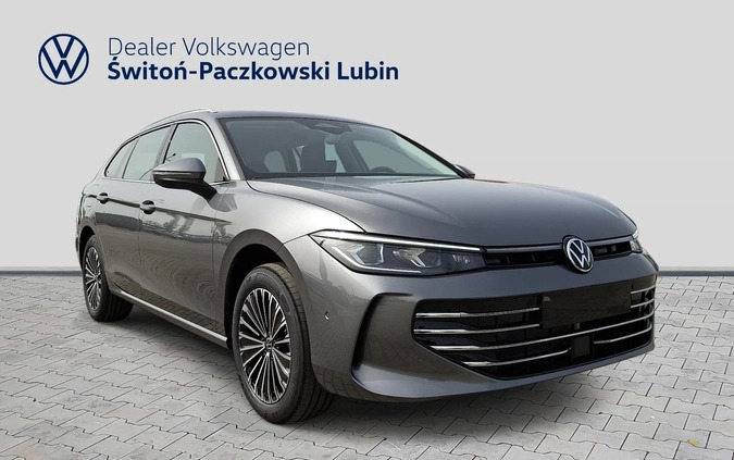 Volkswagen Passat cena 186900 przebieg: 7, rok produkcji 2024 z Grudziądz małe 106